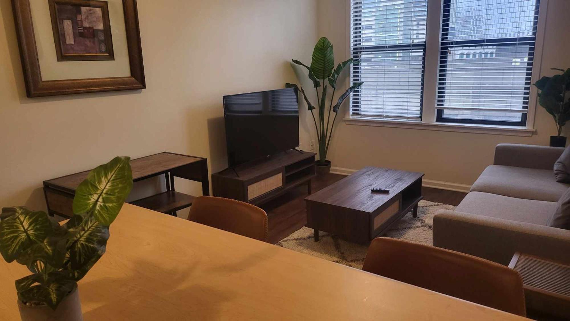 Heart Of Detroit Gem! 2Br Apt Extérieur photo